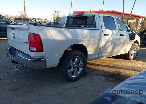 2019 Ram 1500 Classic Tradesman 4X4 6'4 Box z USA, uszkodzony, nr VIN 1C6RR7ST0KS674483